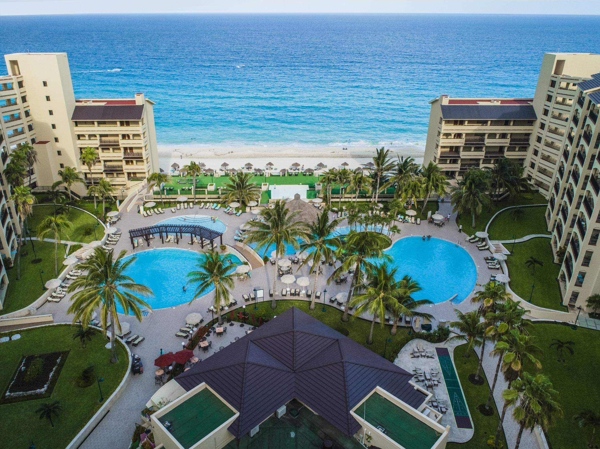 The Royal Islander - An All Suites Resort Cancun Exterior photo