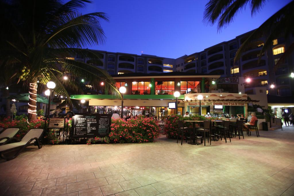 The Royal Islander - An All Suites Resort Cancun Exterior photo