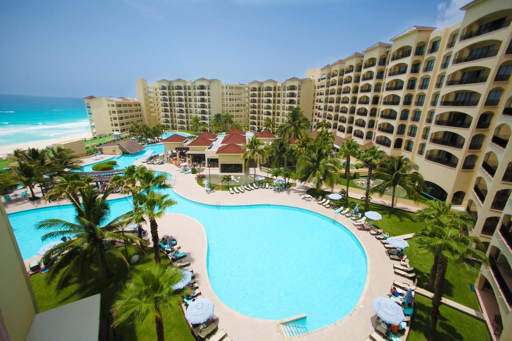 The Royal Islander - An All Suites Resort Cancun Exterior photo