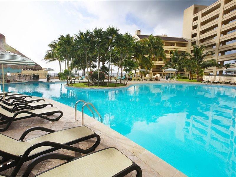 The Royal Islander - An All Suites Resort Cancun Exterior photo