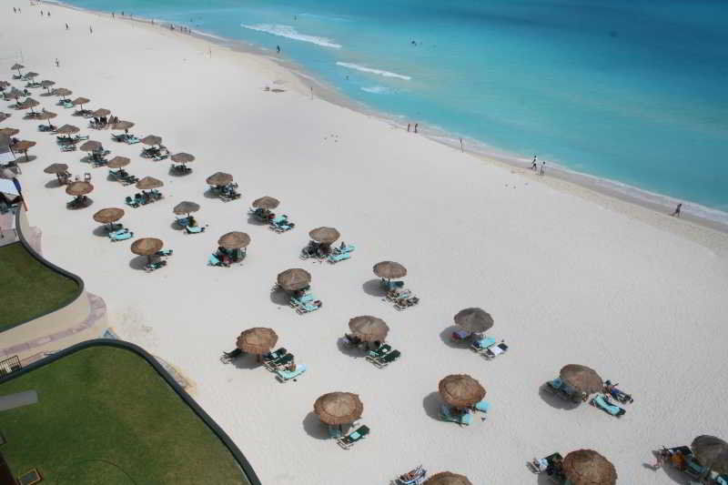 The Royal Islander - An All Suites Resort Cancun Exterior photo
